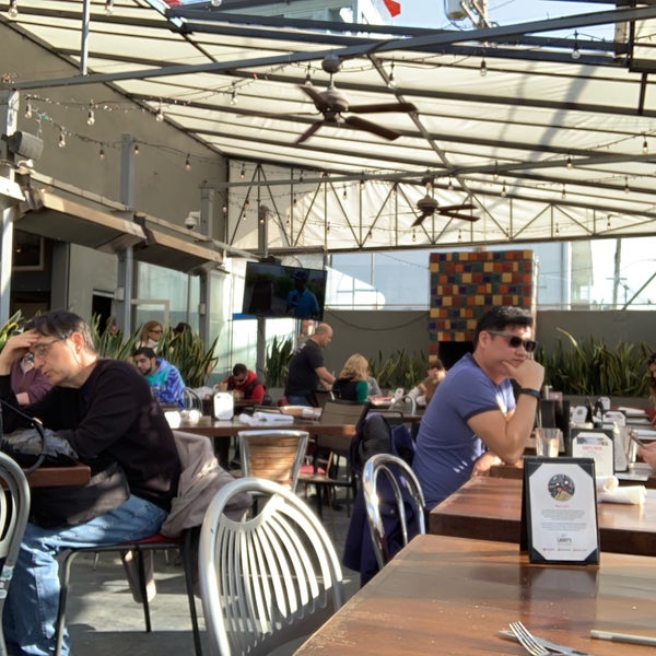 Larry's - 84 tips from 4902 visitors