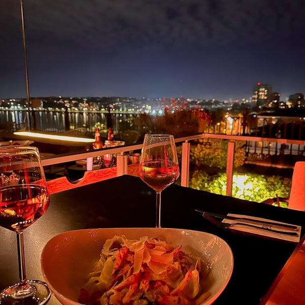 Jigger Roof Bar Fenerbahçe'de Otel Barı