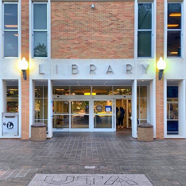 Photo taken at UTA Library by Larry T. on 10/18/2019
