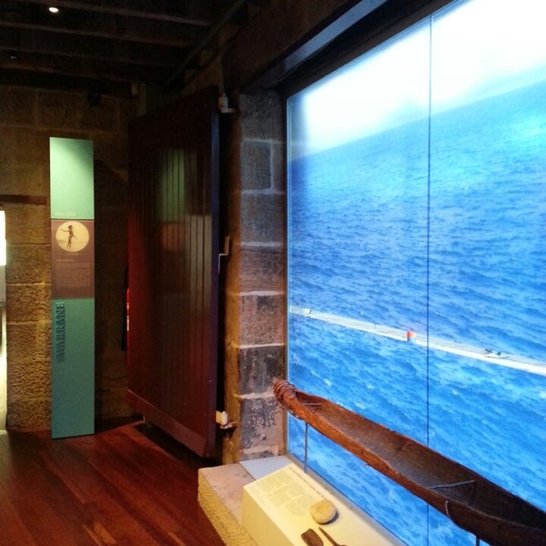 รูปภาพถ่ายที่ The Rocks Discovery Museum โดย Fabíola S. เมื่อ 5/26/2013