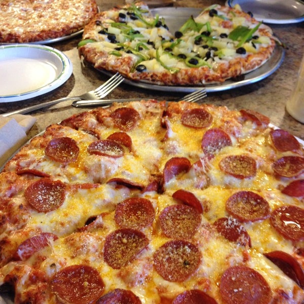 Iconic That Pizza Place is back! - Carlsbad Chamber of Commerce