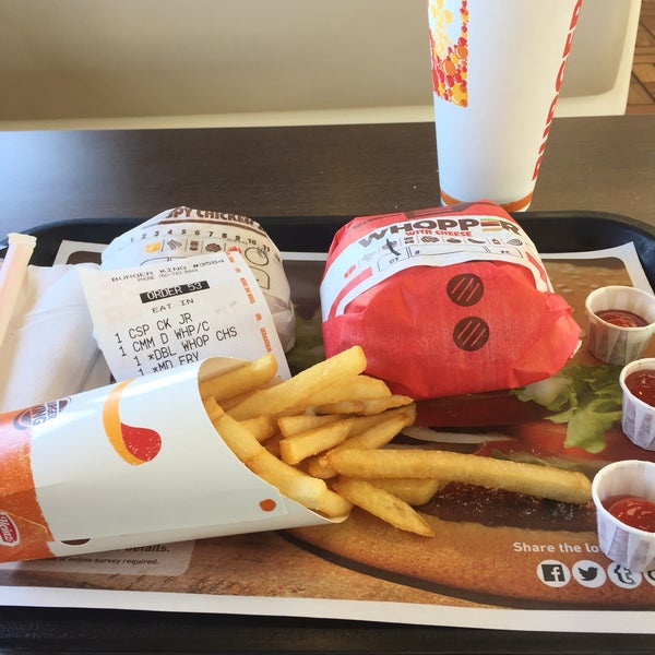 Burger King Fast Food Restaurant in Central Escondido