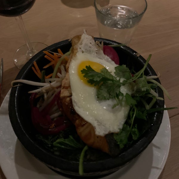 MET Back Bay New American Restaurant in Back Bay East