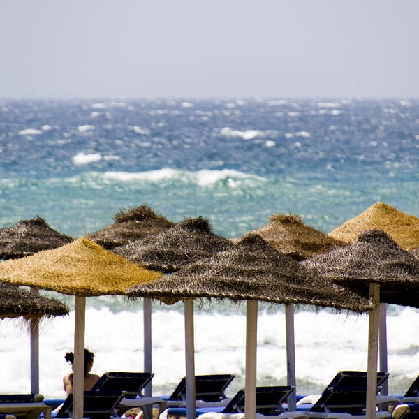 Marbella is considered the best Spanish tourist destination: privileged climate, beaches, golf courses, restaurants, services,... http://bit.ly/SmETZf