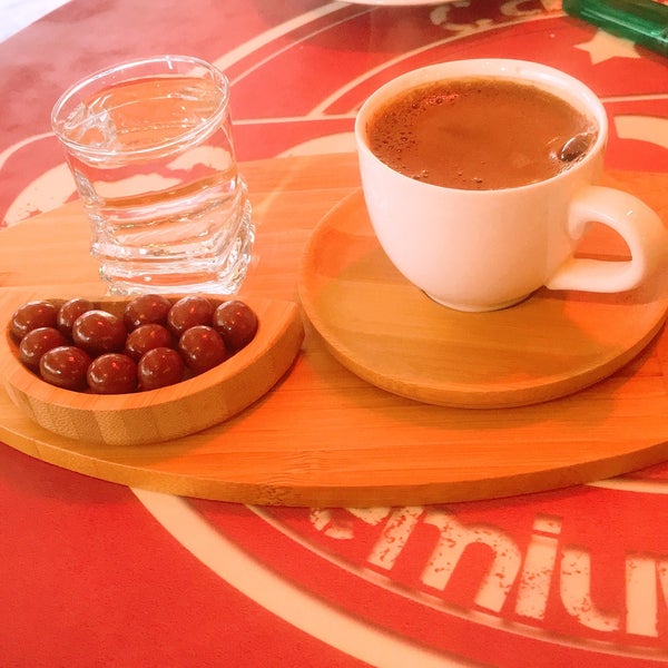 รูปภาพถ่ายที่ Cafe Cocoa โดย Ayça A. เมื่อ 2/17/2019