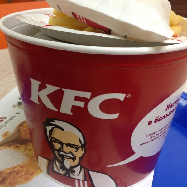 5/31/2013에 Dasha P.님이 KFC에서 찍은 사진