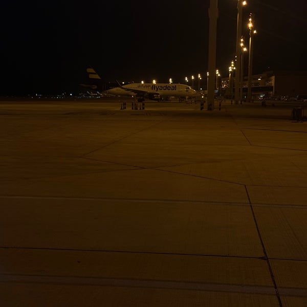Снимок сделан в Межународный аэропорт Король Фадх (DMM) пользователем Abdulrhman .. 5/11/2024