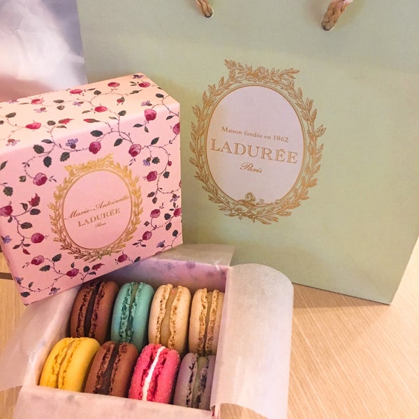 Ванильные эклеры Laduree