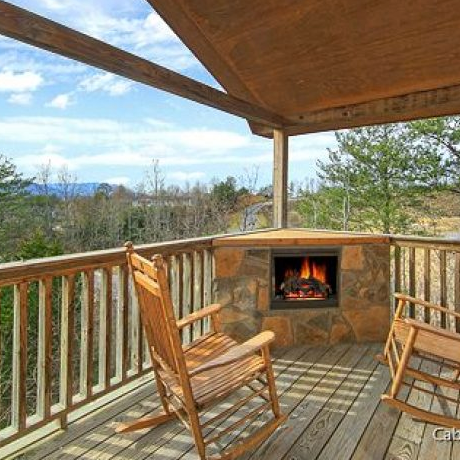 Are you looking for a cabin in the Smokies equipped with a fireplace to stay warm on those cold winter nights? Here's a link to all of our Smoky Mountain cabin rentals with fireplaces: