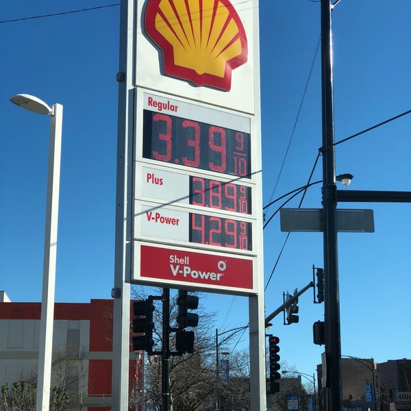 Photo taken at Shell by Jemillex B. on 4/19/2019