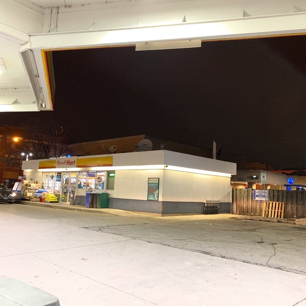 Photo taken at Shell by Jemillex B. on 1/3/2020