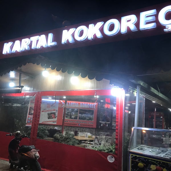 รูปภาพถ่ายที่ Kartal Kokoreç โดย Gökhan K. เมื่อ 12/5/2019