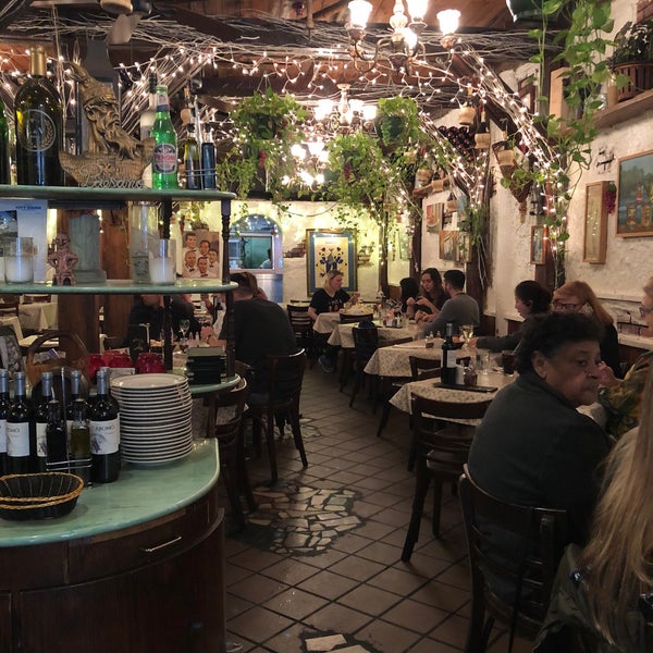 Photo taken at Paesano of Mulberry Street by Huda on 10/26/2019