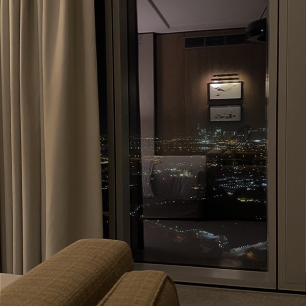 Foto tomada en Waldorf Astoria Dubai International Financial Centre  por NA❄️ el 9/6/2023