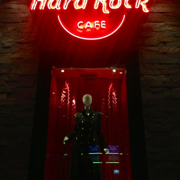 Photo taken at Hard Rock Cafe Four Winds by Kira R. on 7/18/2013