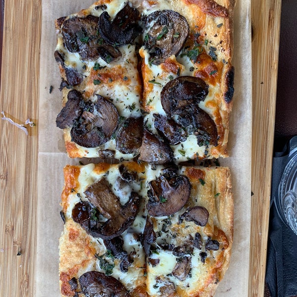 Mushroom pizza is very good and the summer salad with chicken is excellent. The cocktails are very refreshing. The entire meal was just what I needed!