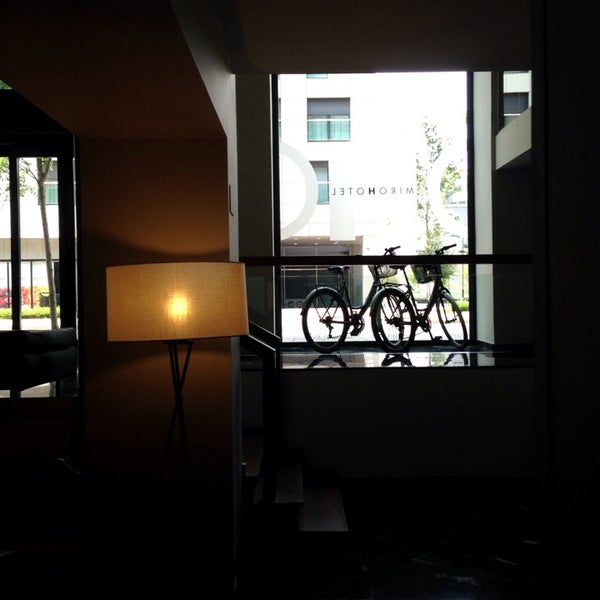 รูปภาพถ่ายที่ Hotel Miró โดย Pedro Rojas @SeniorManager เมื่อ 6/20/2014