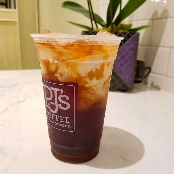 Снимок сделан в PJ’s Coffee Of New Orleans пользователем PJ’s Coffee Of New Orleans 2/15/2019