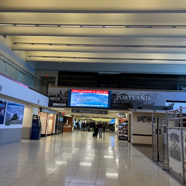 5/10/2022にAdrian H.がPortland International Jetport (PWM)で撮った写真