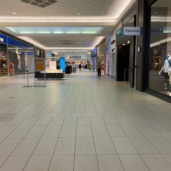 Finish line belden village mall deals