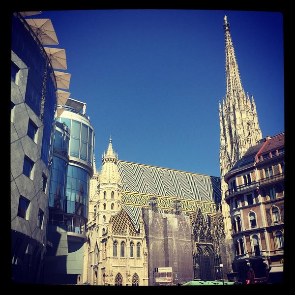 Stephansplatz - Plaza in Vienna