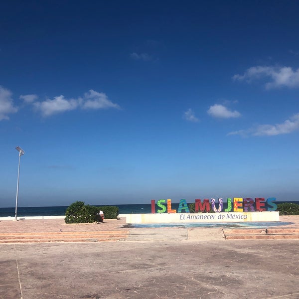 Isla mujeres причал