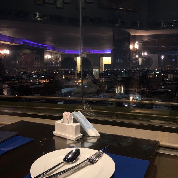 Das Foto wurde bei Assi restaurant von Abdullah am 9/2/2019 aufgenommen