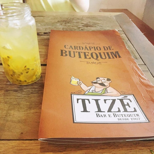 รูปภาพถ่ายที่ Tizé Bar e Butequim โดย Ana A. เมื่อ 11/21/2015
