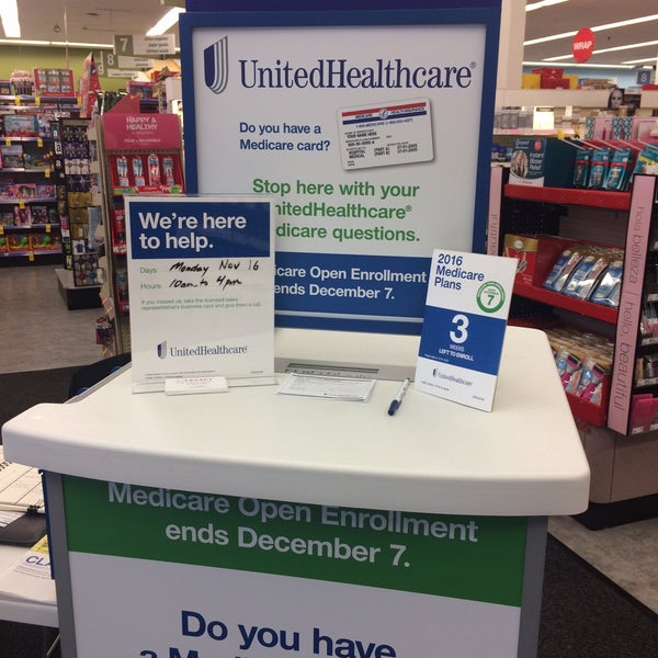 Walgreens 2204 University Ave