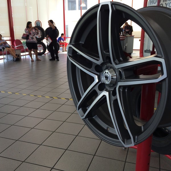 Discount Tire Automotive Repair Shop