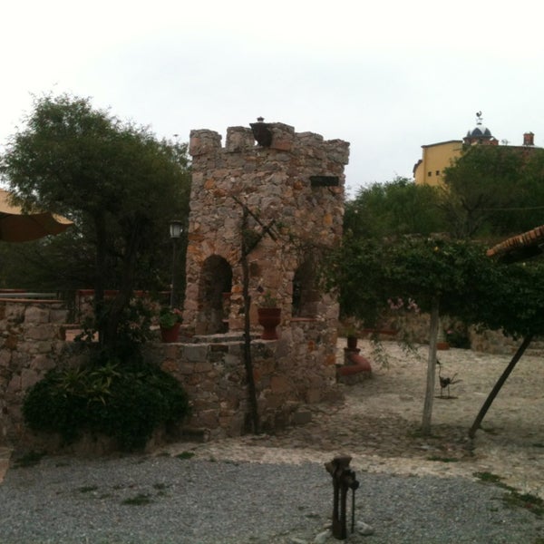 Photo taken at Hostal Medieval by Mariana C. on 12/25/2013
