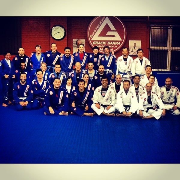 Foto scattata a Gracie Barra Brazilian Jiu-Jitsu da bruno f. il 2/22/2014