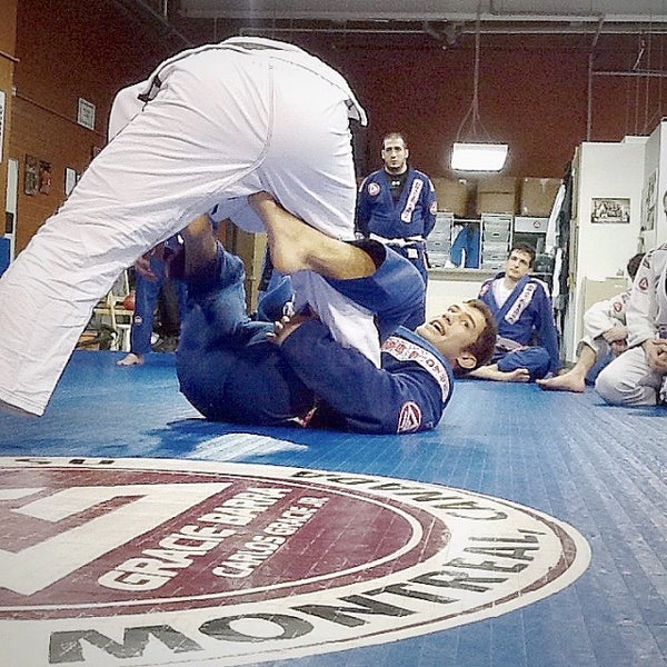 Foto tirada no(a) Gracie Barra Brazilian Jiu-Jitsu por bruno f. em 2/22/2014