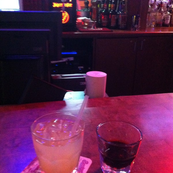 Boston's Restaurant & Sports Bar Pizzeria in Fort Worth