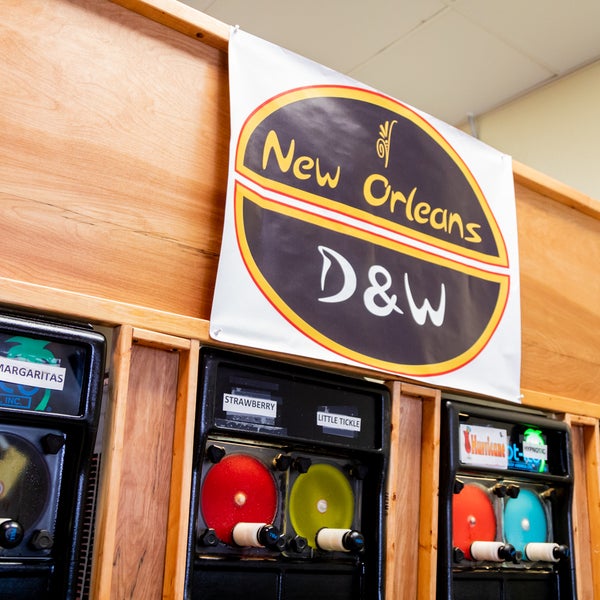 Das Foto wurde bei New Orleans D &amp; W Daiquiris To Go von New Orleans D &amp; W Daiquiris To Go am 1/21/2019 aufgenommen