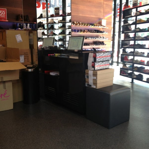 Hype DC - Shoe Store in Docklands