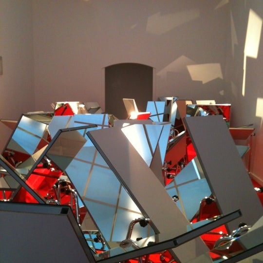 2/11/2012にWillemがZ33 - House for Contemporary Artで撮った写真
