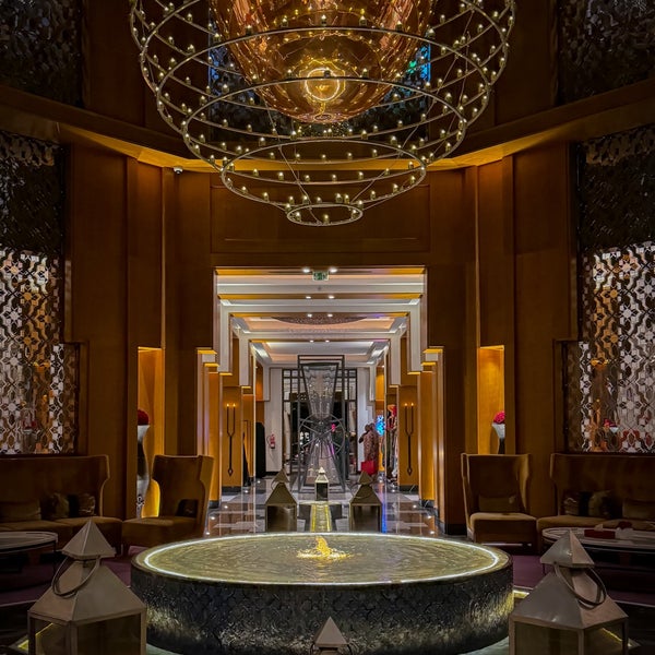 Foto diambil di Mövenpick Hotel Mansour Eddahbi Marrakech oleh Owyed pada 4/25/2024
