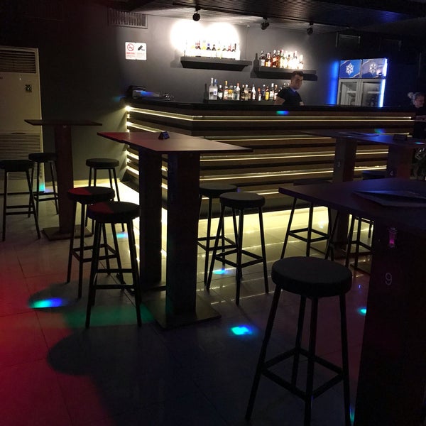 2/23/2019 tarihinde Fatih K.ziyaretçi tarafından Doremi Karaoke Bar'de çekilen fotoğraf