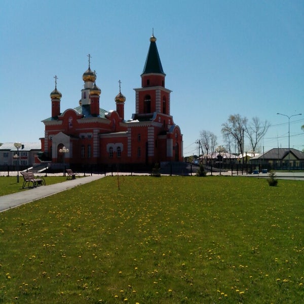 Храм Святой Троицы в Сходне