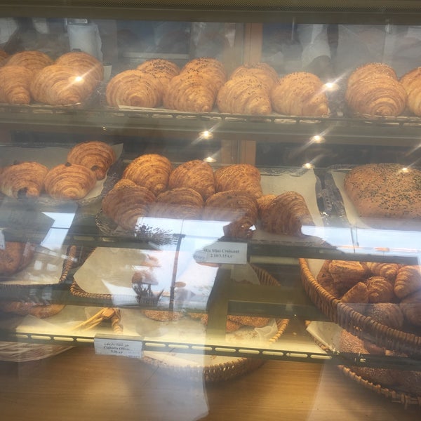 Foto tirada no(a) Bai Bakery مخبز الباي por WA.....ANA💙 em 2/24/2019