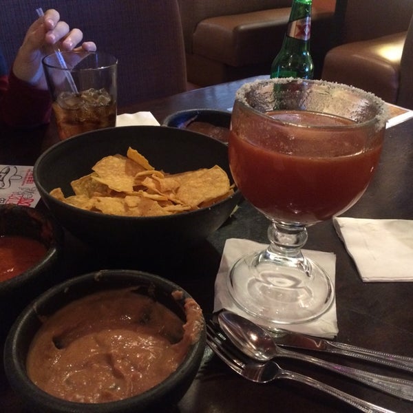 11/7/2014にHeidy C.がMichoacán Gourmet Mexican Restaurantで撮った写真