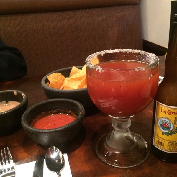 11/14/2014にHeidy C.がMichoacán Gourmet Mexican Restaurantで撮った写真