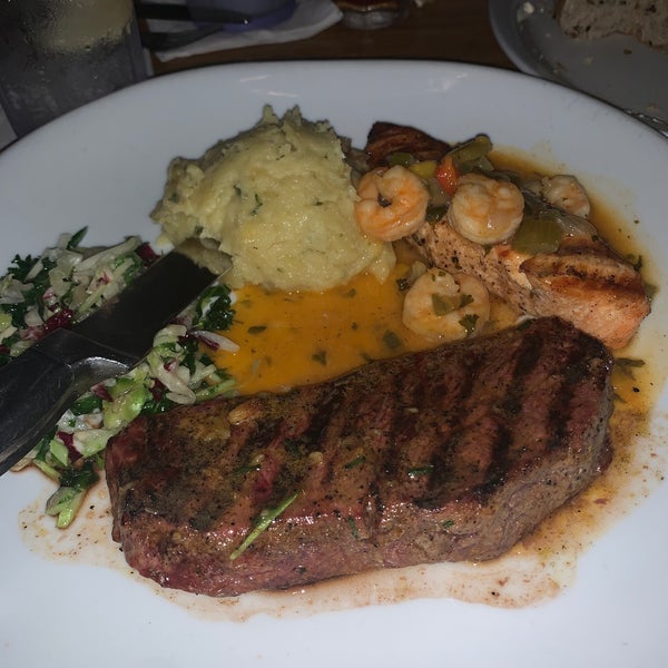 Photos at Rick's Cafe Boatyard Eagle Creek 72 tips