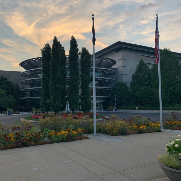 รูปภาพถ่ายที่ Indianapolis Museum of Art (IMA) โดย Mark A. เมื่อ 8/6/2021