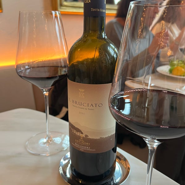 The Dining Room At Rh Indianapolis Indianapolis, IN