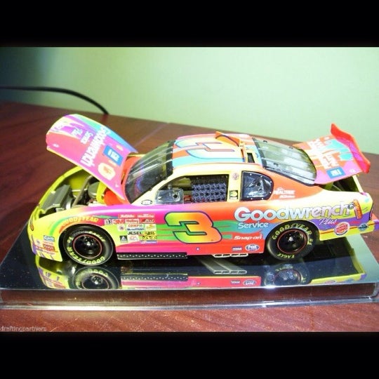 Mount Vernon Antique Center - Alexandria, VA