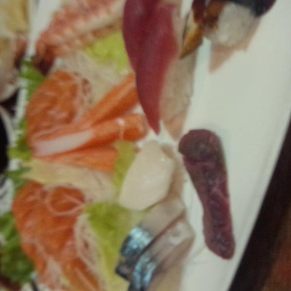 Снимок сделан в Noka All You Can Eat Sushi пользователем Jules V. 4/23/2013