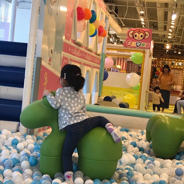 Photos At 遊戲愛樂園yu Kids Island 台中市東區復興路四段186號9樓