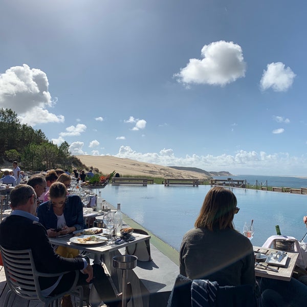 10/10/2019 tarihinde Kerem K.ziyaretçi tarafından Hôtel La Co(o)rniche'de çekilen fotoğraf